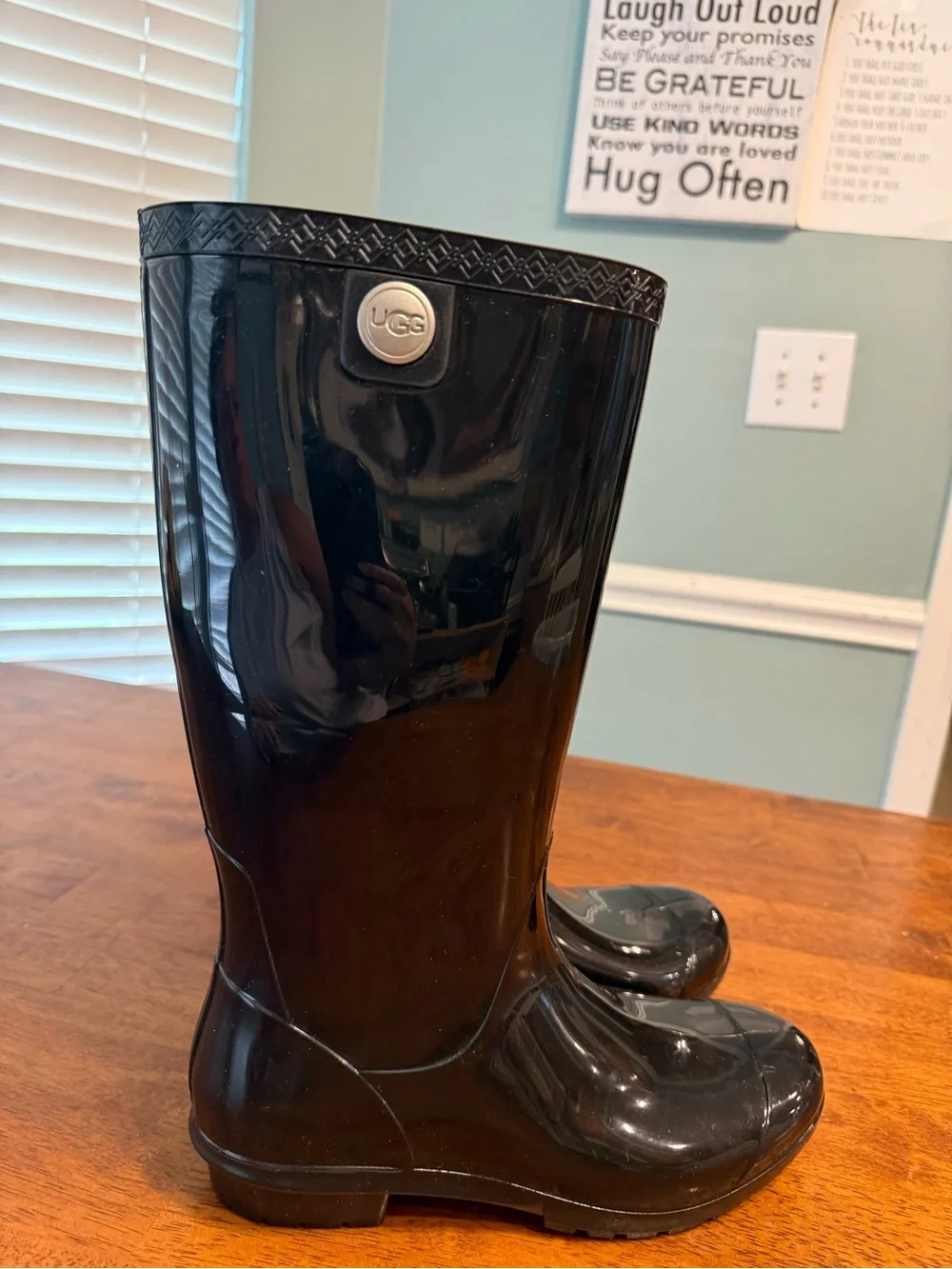 UGG Shaye Women's Tall Glossy Rubber Rain Boots Black Shiny Waterproof Size 8